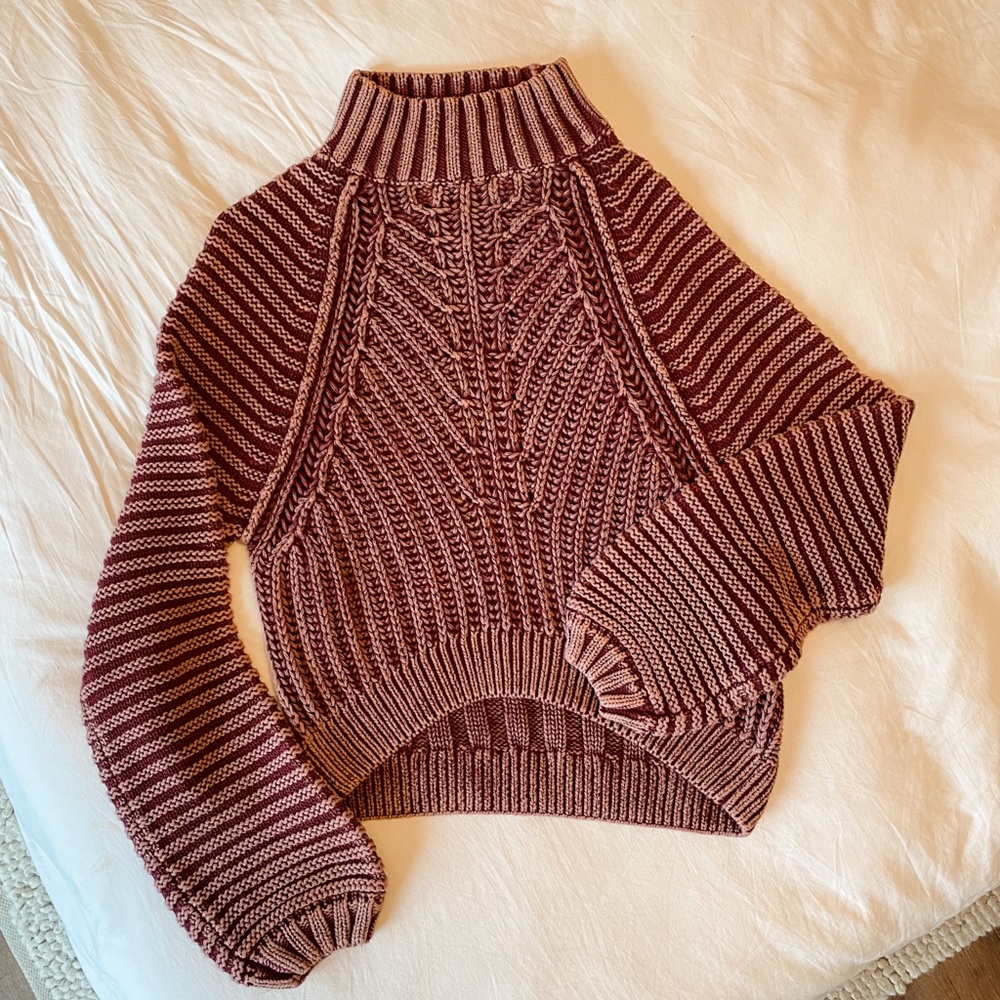 Free People Sweetheart Mock Neck Sweater. Size small, purple. Never worn!